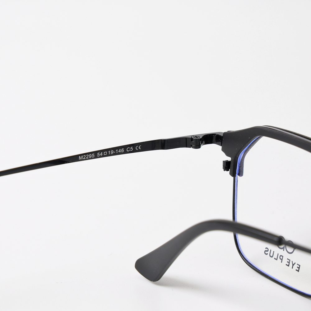 GỌNG KÍNH CẬN EYEPLUS CLUB MASTER 2295 C5 ĐEN NHÁM