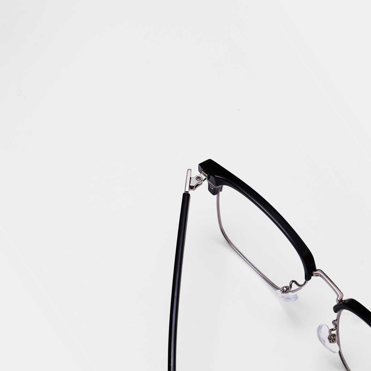 GỌNG KÍNH CẬN EYEPLUS 161778 C3 ĐEN BÓNG VIỀN GHI