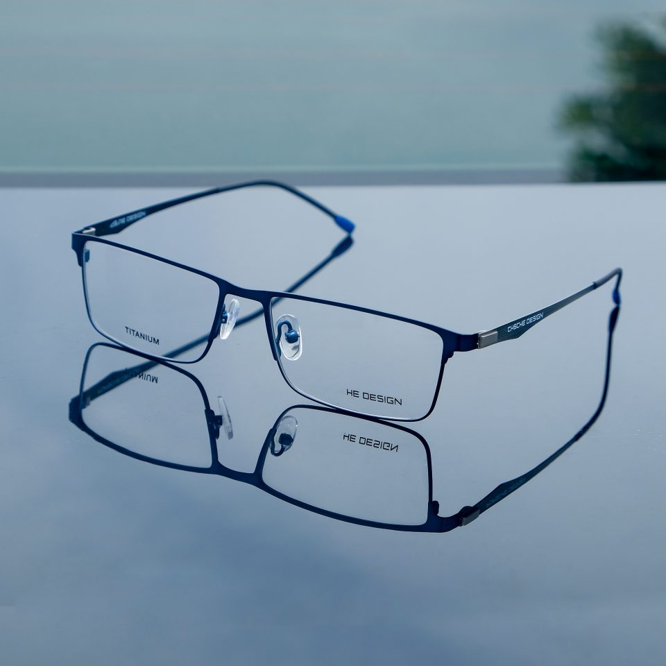 Gọng Kính Nam Titan PD650