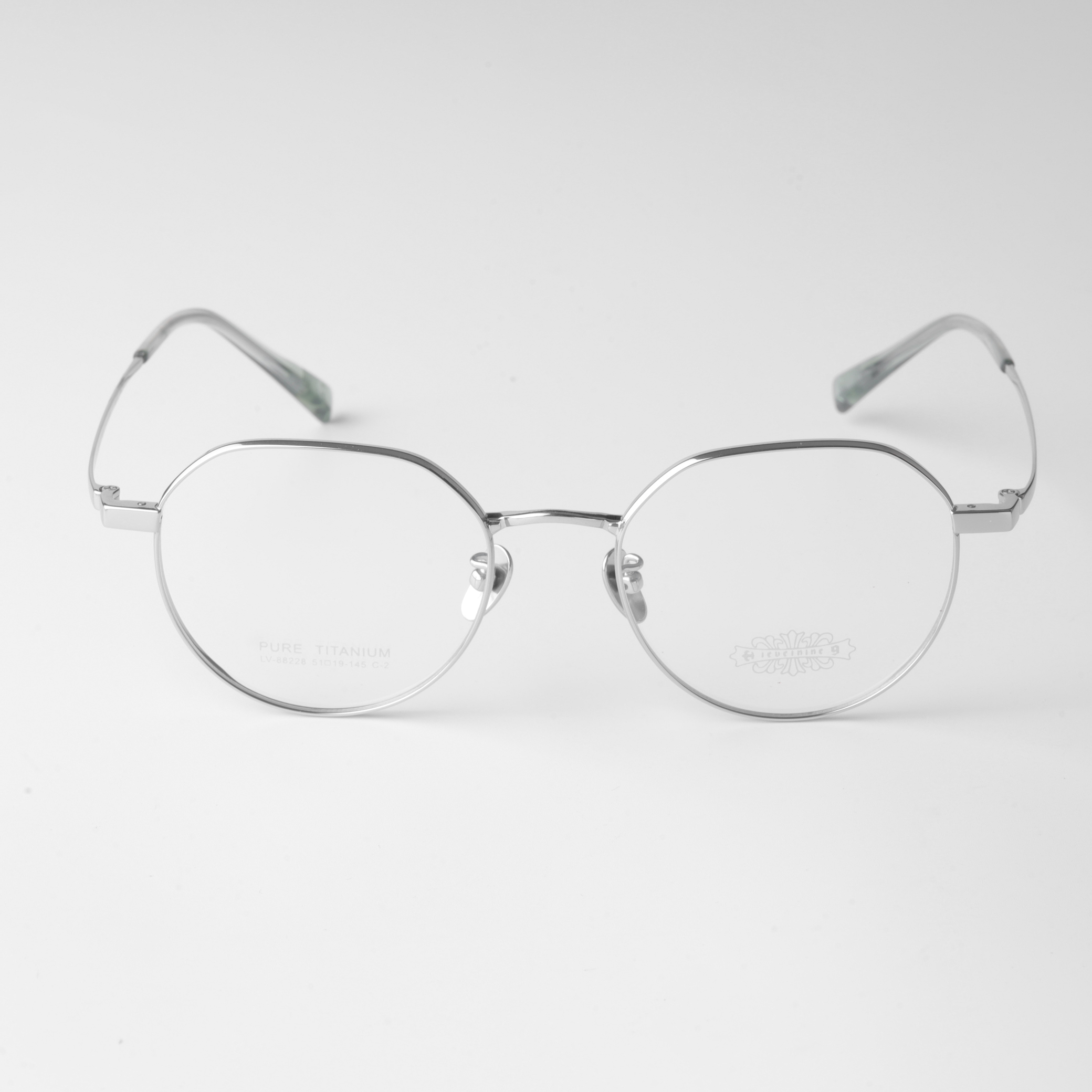 GỌNG KÍNH CẬN TITANIUM 88228 C2 BẠC