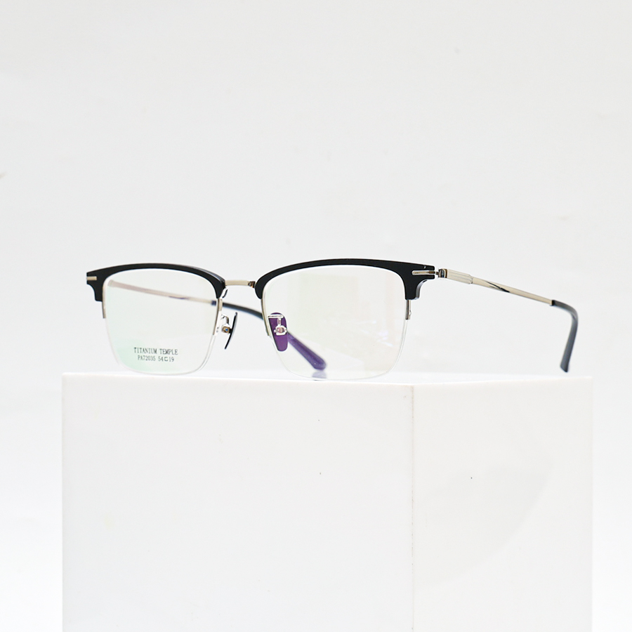 GỌNG KÍNH TITAN CLUB MASTER 72035 C1 ĐEN GỌNG BẠC