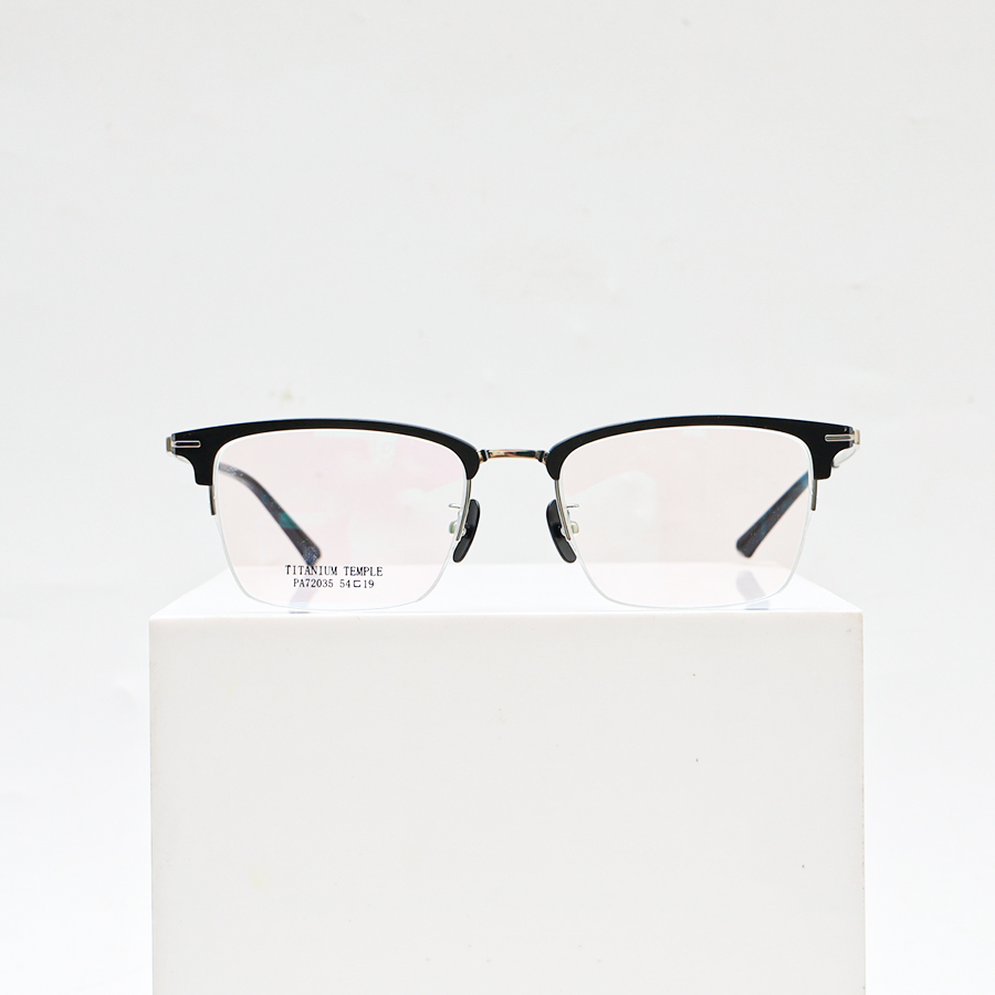 GỌNG KÍNH TITAN CLUB MASTER 72035 C1 ĐEN GỌNG BẠC