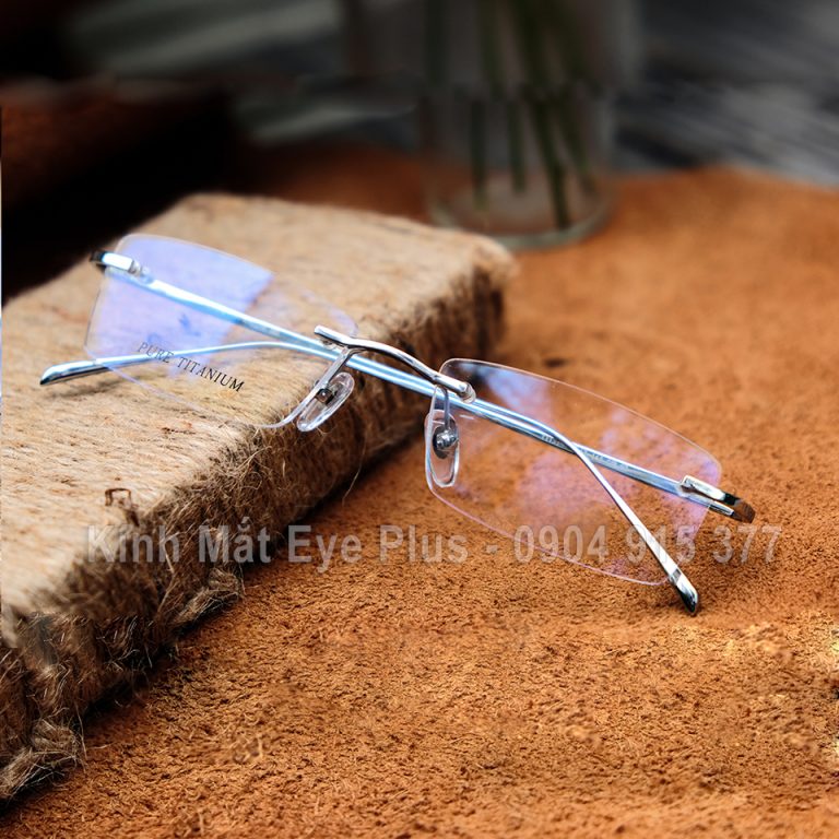 Gọng kính cận Titanium cao cấp