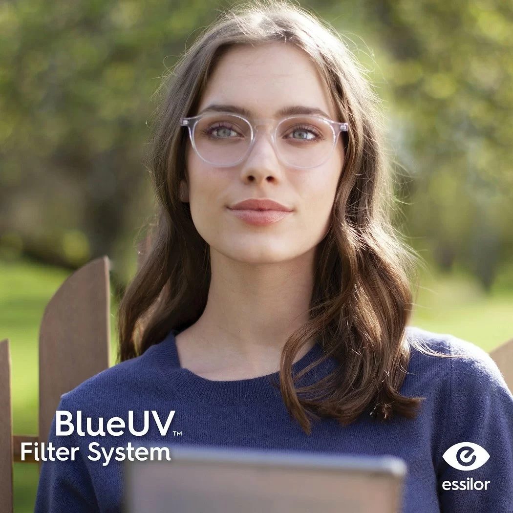 trong kinh essilor eye plus 1